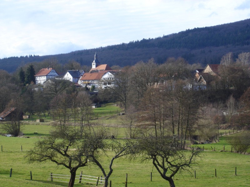 Fachwerkhäuser in der Nachbarschaft der Kirche