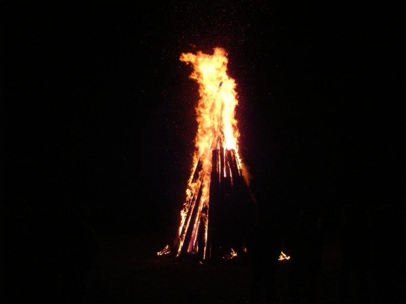 Osterfeuer auf dem <em>Küppel</em>