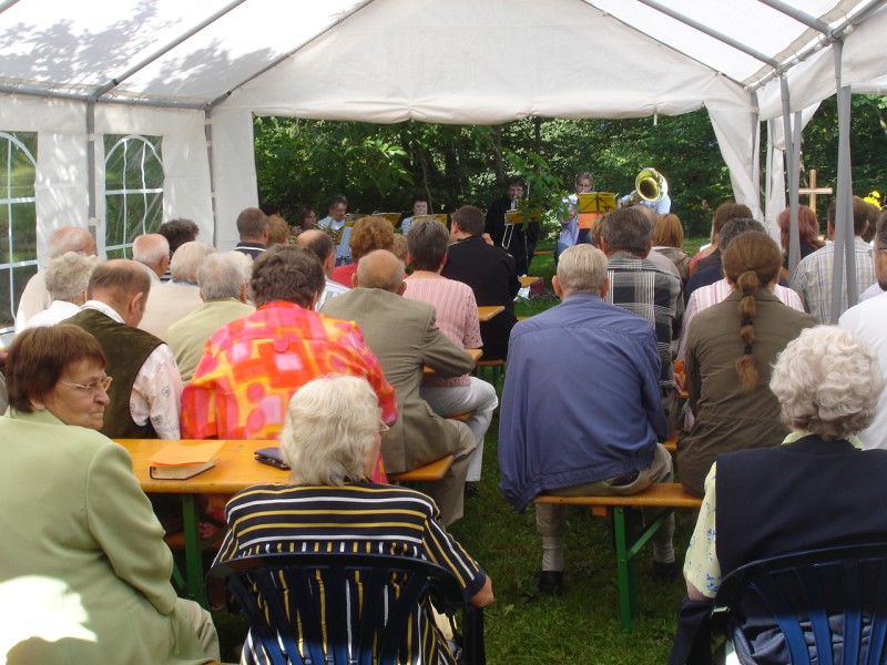 whrend des Geimeindefest-Gottesdienstes mit dem Posaunenchor am 12. August